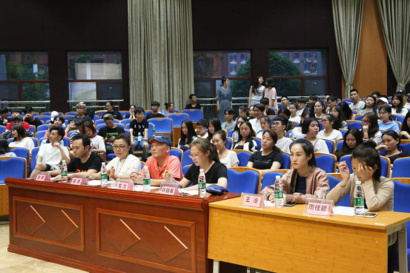 http://www.arthn.com/__local/7/3A/38/039594C1FA27EEBB8323C849768_3B7ADA61_C7B5A.png